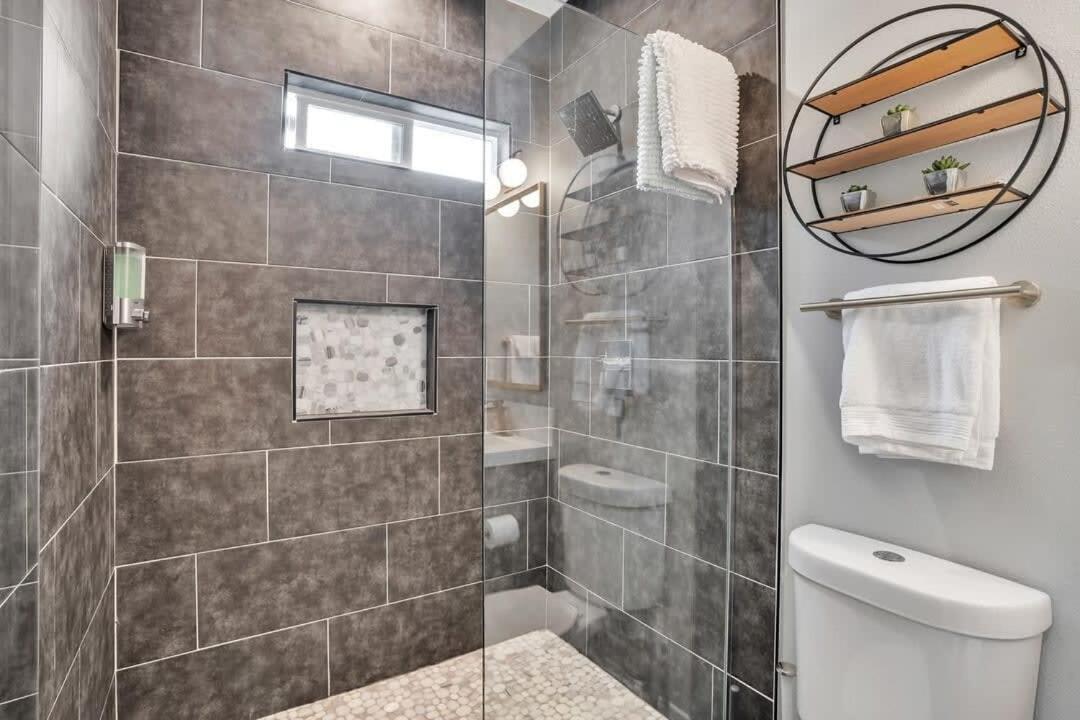 Professionals-Restaurants-Fastwifi-A C-Desk- Pets Apartman San Diego Kültér fotó