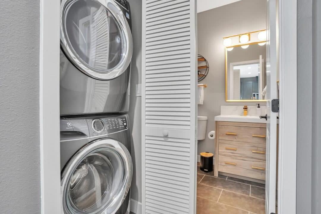 Professionals-Restaurants-Fastwifi-A C-Desk- Pets Apartman San Diego Kültér fotó