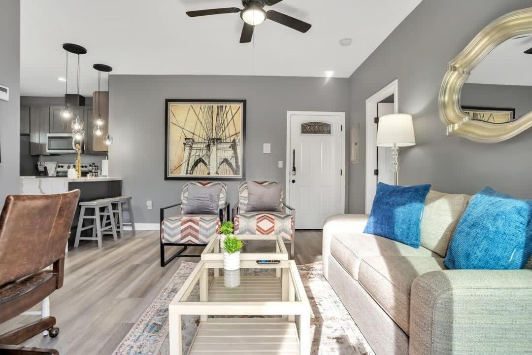 Professionals-Restaurants-Fastwifi-A C-Desk- Pets Apartman San Diego Kültér fotó